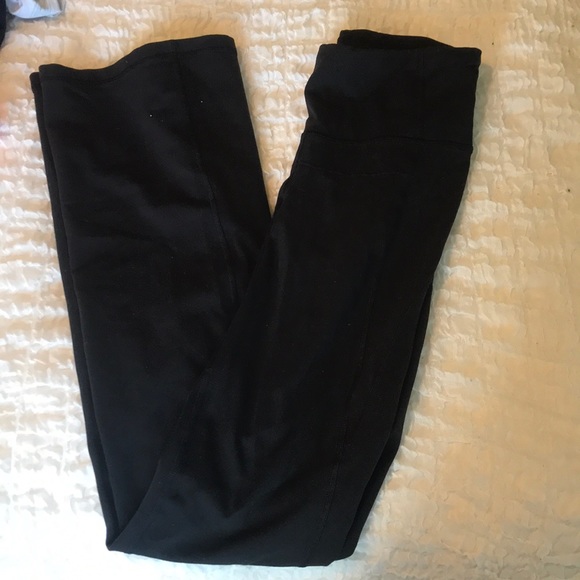 Lucy bootcut yoga pants - Picture 4 of 4